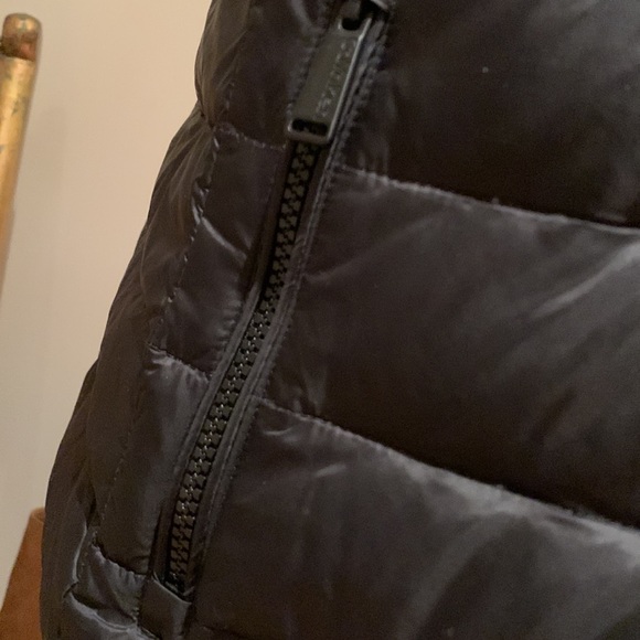 NWOT CALVIN KLEIN PERFORMANCE PREMIUM DOWN VEST HIGH SHINE IN BLACK W/POCKETS S - Picture 11 of 15